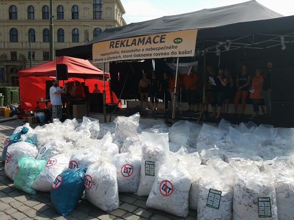 Demonstrace na Náměstí Jana Palacha