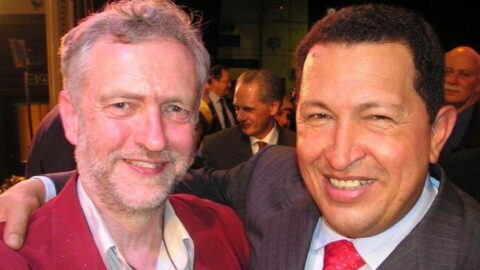 Jeremy Corbyn a Hugo Chávez