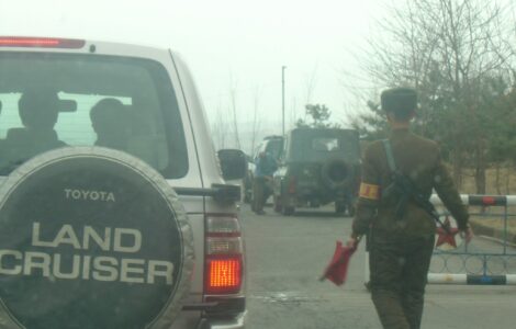 Checkpoint poblíž hranice mezi KLDR a Jižní Koreou