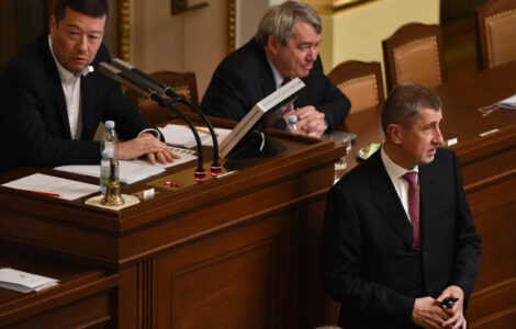 Tomio Okamura (SPD), Vojtěch Filip (KSČM) a Andrej Babiš (ANO)