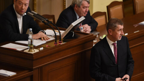 Tomio Okamura (SPD), Vojtěch Filip (KSČM) a Andrej Babiš (ANO)