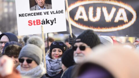 Demonstranti na Václavském náměstí