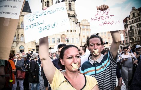 Němý protest proti Andreji Babišovi