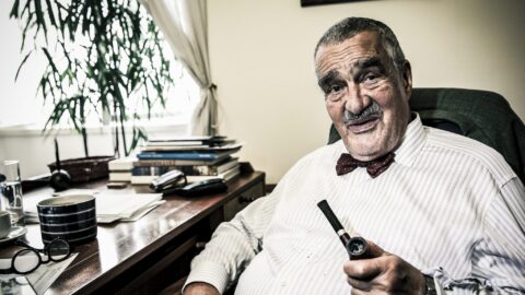 Český politik a státník Karel Schwarzenberg (†2023).