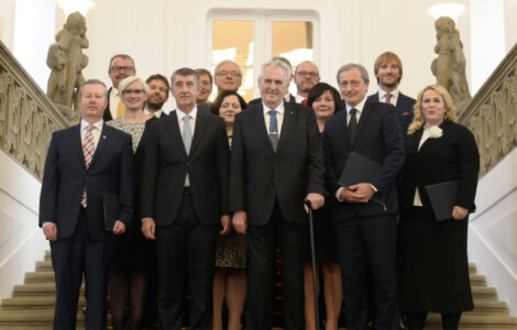 Prezident Miloš Zeman jmenoval 13. prosince 2017 v Praze vládu premiéra Andreje Babiše (ANO). 