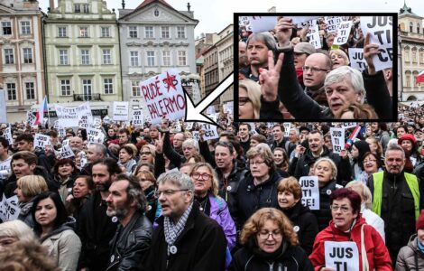 Bohuslav Sobotka demonstruje proti Babišovi, Zemanovi a Benešové.