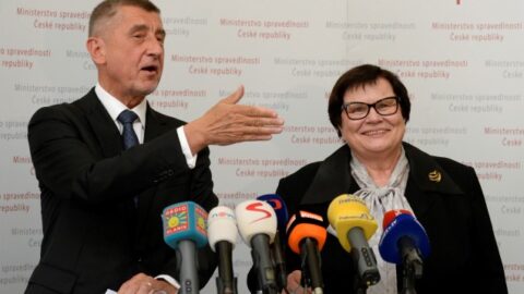 Předseda vlády Andrej Babiš a jeho ministryně spravedlnosti Marie Benešová
