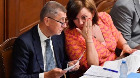 Andrej Babiš a Alena Schillerová (oba ANO)
