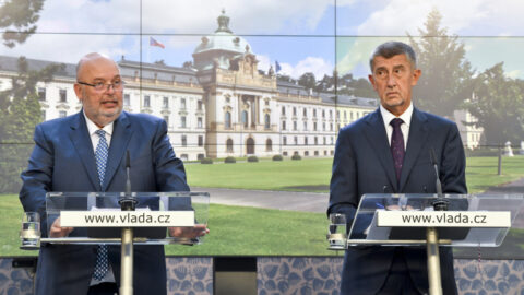 Ministr zemědělství Miroslav Toman (ČSSD) a premiér Andrej Babiš (ANO)
