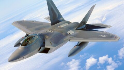 F-22 Raptor, ilustrační foto  (U.S. Air Force photo/Senior Airman Gustavo Gonzalez)