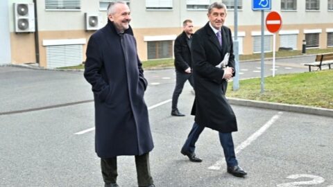 Premiér Andrej Babiš na inspekci v Ústřední vojenské nemocnici 