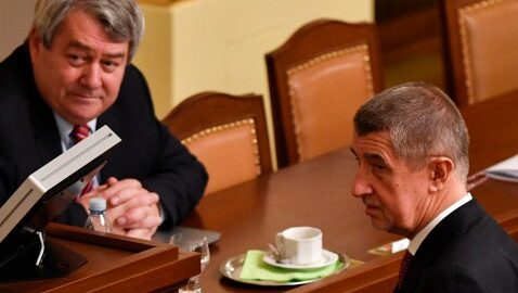 Předseda komunistů Vojtěch Filip a premiér Andrej Babiš
