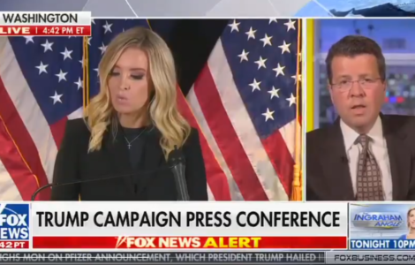 Moderátor stanice Fox News přerušuje přenos z tiskové konference Trumpovy kampaně kvůli nepodloženým nařčením