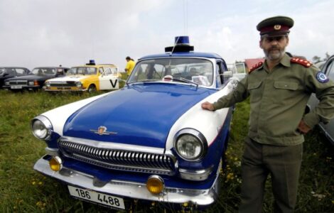 Majitelé a příznivci automobilů značky Gaz a Volha uspořádali klubový sraz. 