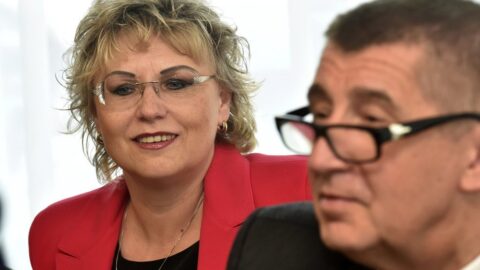 Poslankyně Margita Balaštíková a Andrej Babiš (oba ANO)