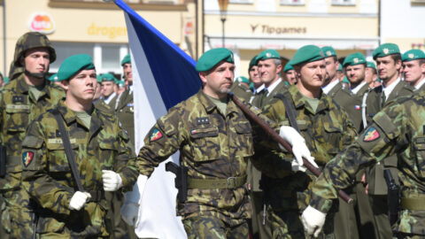 Vojáci 7. mechanizované brigády Armády České republiky v Hranicích na Moravě.