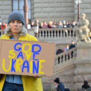 Demonstrace Stojíme za Ukrajinou na Václavském náměstí v Praze 27. 2. 2022