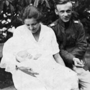 František Moravec s manželkou Vlastou a dcerou Hanou v roce 1921