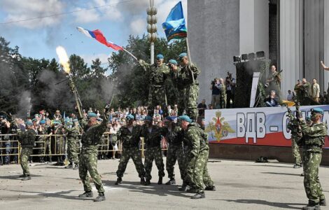 Ruští výsadkáři slaví. Zde v roce 2013.