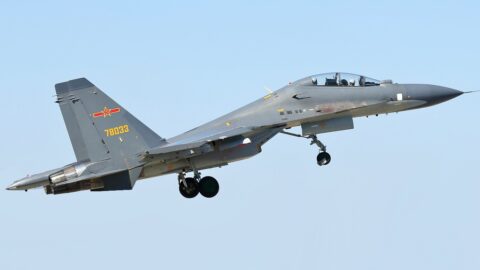 Víceúčelový bojový letoun Suchoj Su-30 v čínských službách