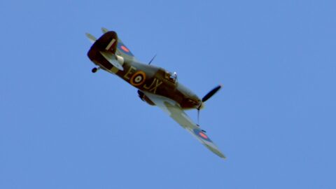 Hawker Hurricane Mk. IV. pilotoval zkušený pilot Petr Pačes