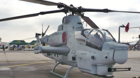 Vrtulník AH-1Z Viper