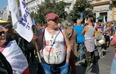 Demonstrace proti vládě Petra Fialy. Václavské náměstí v Praze, 3. září