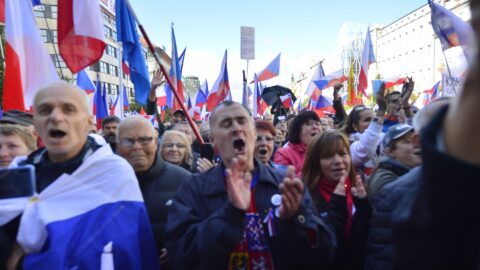 Demonstrace Česká republika na 1. místě na Václavském náměstí v Praze (28. září 2022)