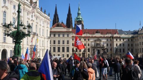 Protivládní demonstrace