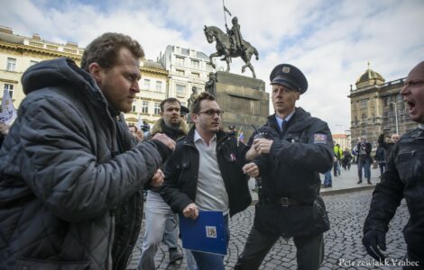 Zatýkání A. B. Bartoše před několika týdny. 