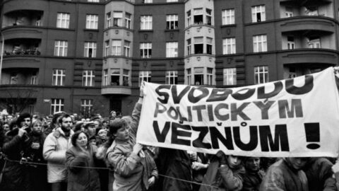 Demonstrace na Škroupově náměstí 10. prosince 1988