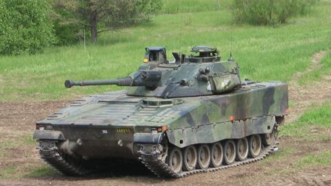 Bojové vozidlo CV90