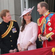 Harry, Kate a William v době, kdy ještě královská rodina neřešila interní problémy.