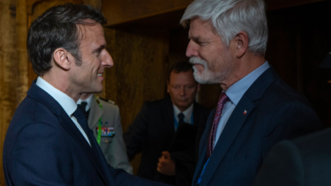 Emmanuel Macron a Petr Pavel