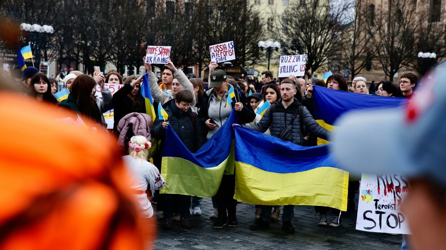 Demonstrace proti válce na Ukrajině