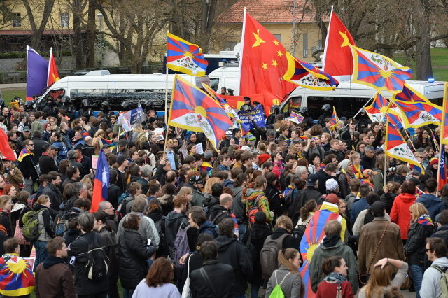 Protestní akce proti nekritickému sbližování ČR a Číny 