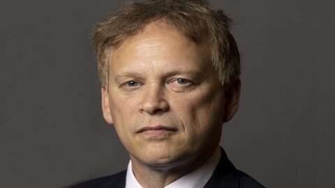 Britský ministr obrany Grant Shapps