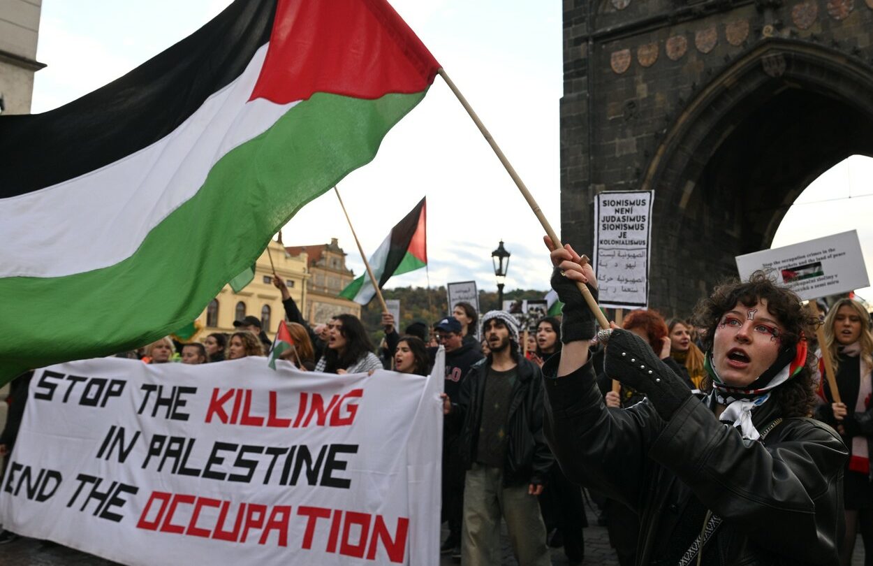 Shromáždění a pochod na podporu Palestinců v Praze. Ilustrační foto