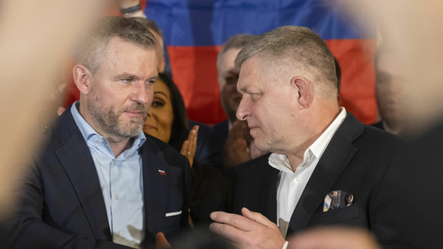 Nově zvolený slovenský prezident Peter Pellegrini se slovenským premiérem Robertem Ficem