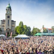 Festival Mezi ploty v pražské nemocnici v Bohnicích