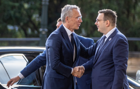 Generální tajemník NATO Jens Stoltenberg a český ministr zahraničí Jan Lipavský.