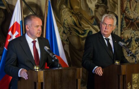 Na snímku Andrej Kiska (vlevo) a Miloš Zeman.