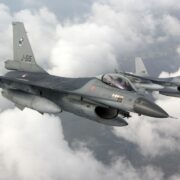 Dvojice nizozemských strojů F-16