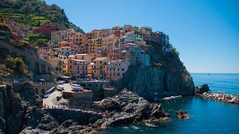 Město Manarola v oblasti Cinque Terre v Itálii