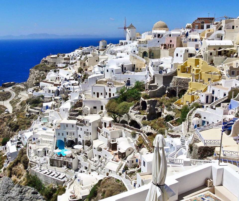 Řecké ostrovy trápí nadměrný cestovní ruch.
