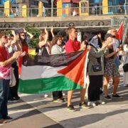 Propalestinská demonstrace ve Stockholmu