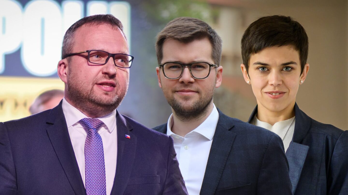 Ministr práce a sociální věcí Marian Jurečka (KDU-ČSL), poslanec Jakub Michálek, místopředsedkyně poslanecké sněmovny Olga Richterová (oba Piráti)