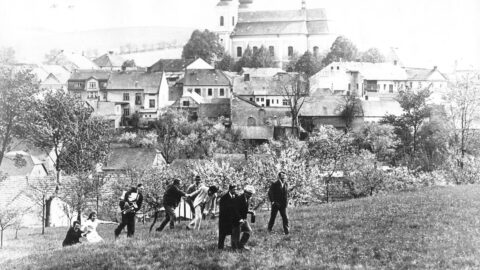 Všichni dobří rodáci ještě v časech poválečné úlevy a vzájemného porozumění.