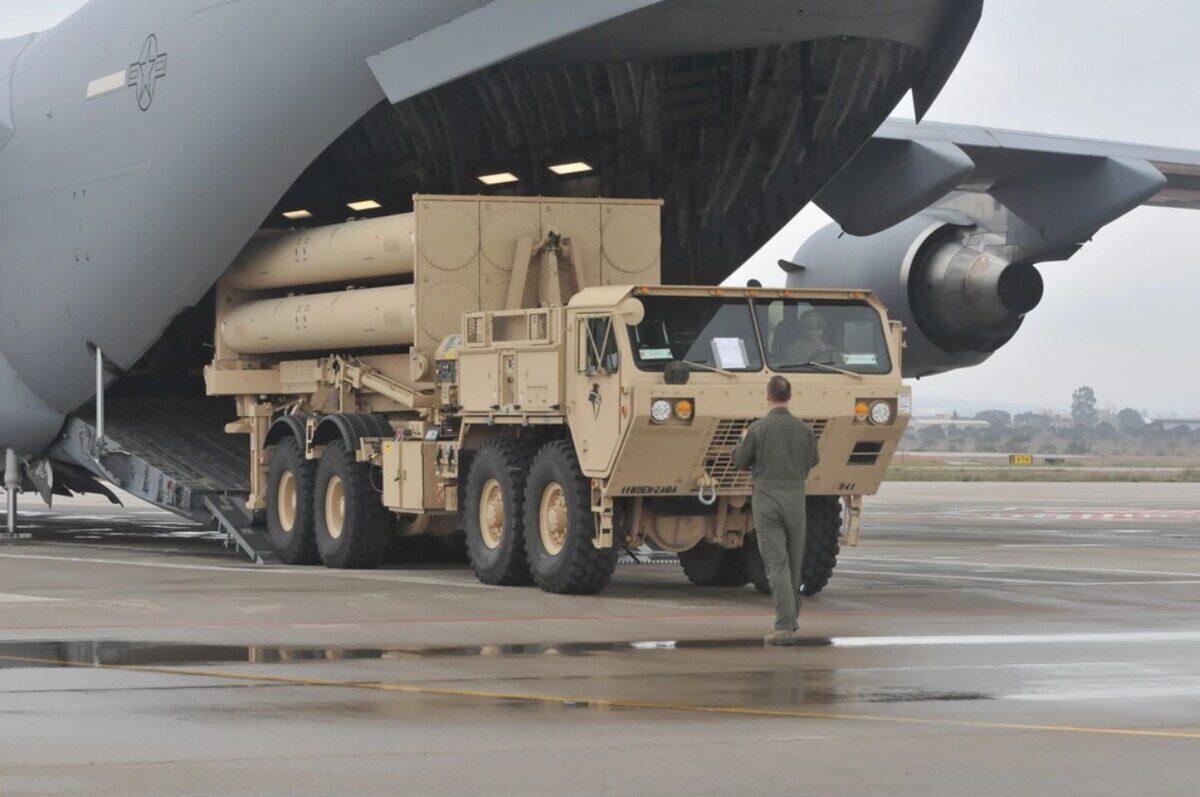 Systém THAAD převážený letounem C-17 Globemaster III