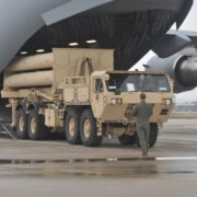 Systém THAAD převážený letounem C-17 Globemaster III